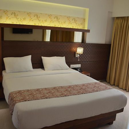 Srikrishna Paradise Hotel Thane Navi Mumbai Esterno foto