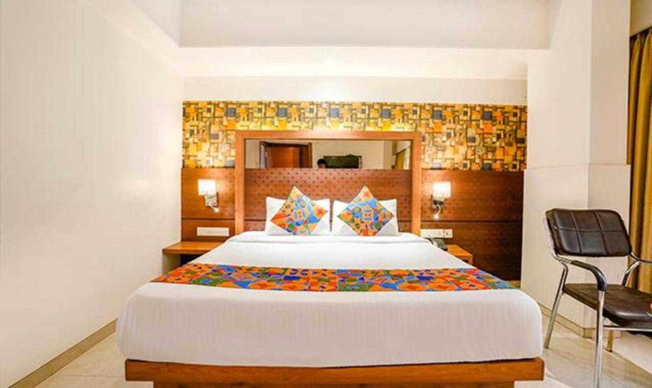 Srikrishna Paradise Hotel Thane Navi Mumbai Esterno foto