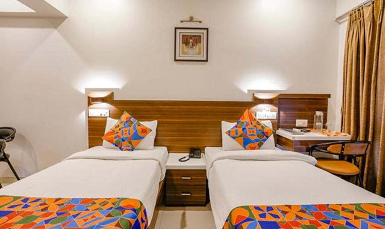 Srikrishna Paradise Hotel Thane Navi Mumbai Esterno foto